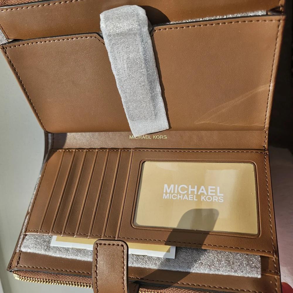 Michael Kors Pink and Brown Women's Wallet - Picture 5 of 5